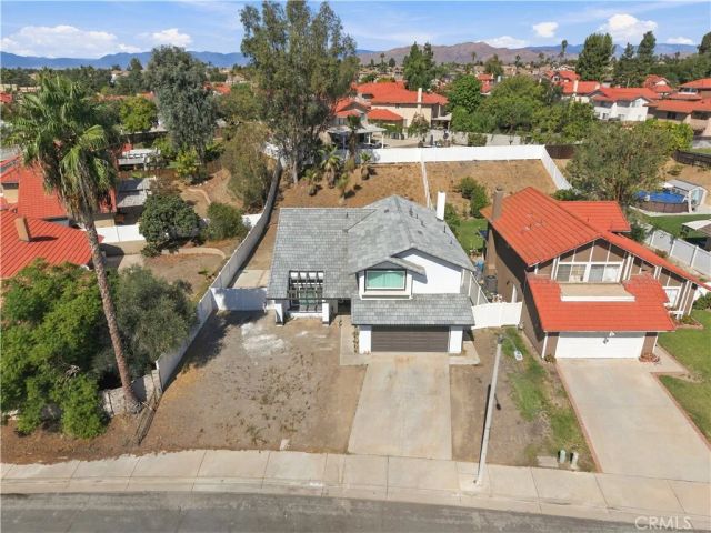 19620 Kinnow Ln, Riverside, CA 92508