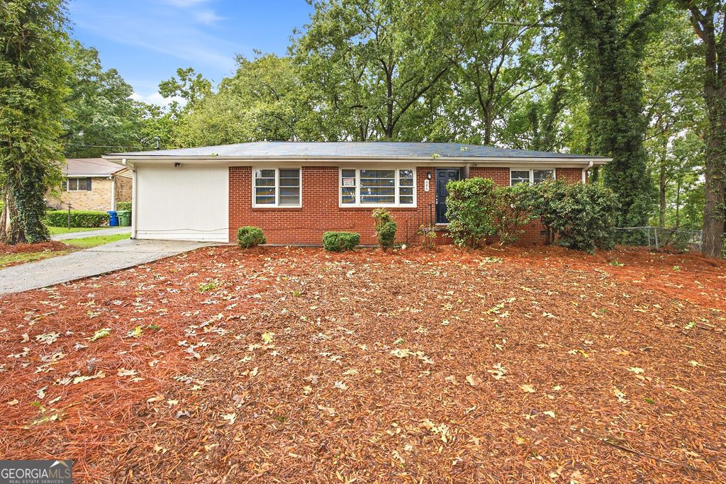 646 Bolton Road NW, Atlanta, GA 30331 — exterior