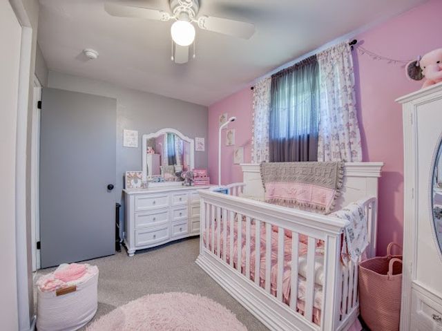 120 Elmwood Dr, Shaler, PA 15116
