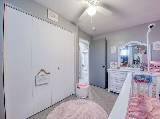 120 Elmwood Dr, Shaler, PA 15116
