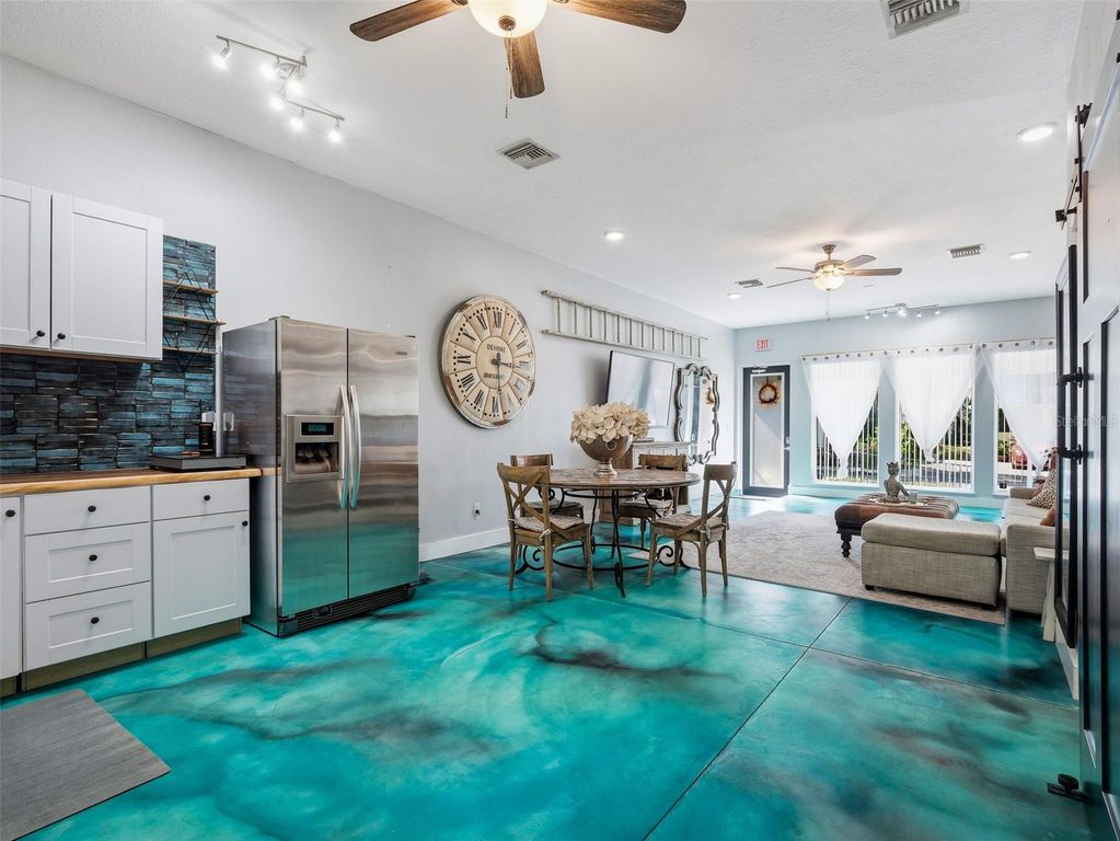 Image 16 of property listing at 119 FAULKNER STREET, New Smyrna Beach, FL 32168