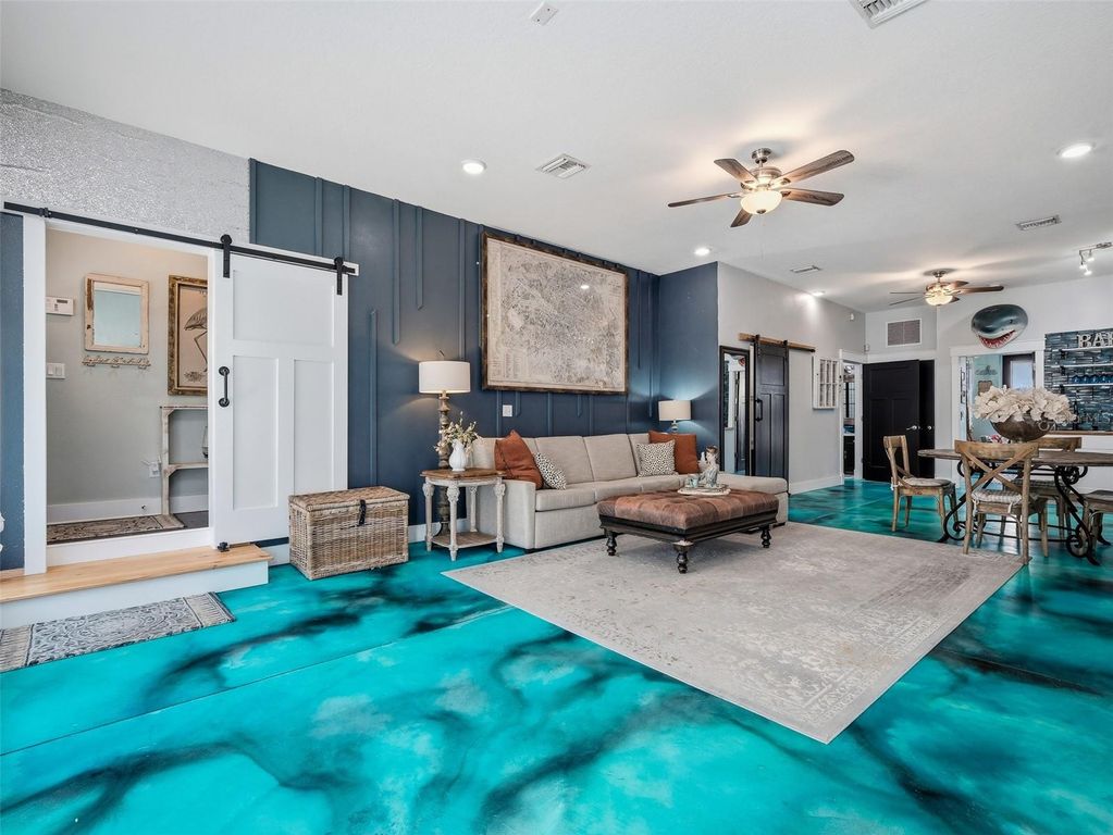 Image 17 of property listing at 119 FAULKNER STREET, New Smyrna Beach, FL 32168