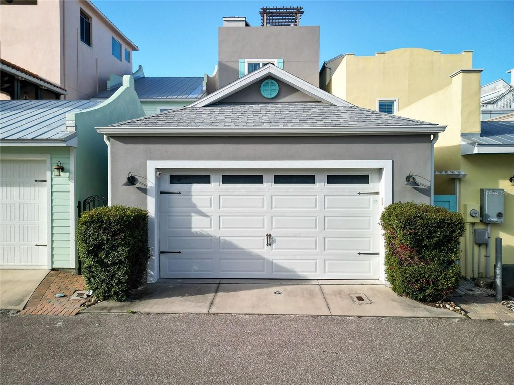 Image 3 of property listing at 119 FAULKNER STREET, New Smyrna Beach, FL 32168