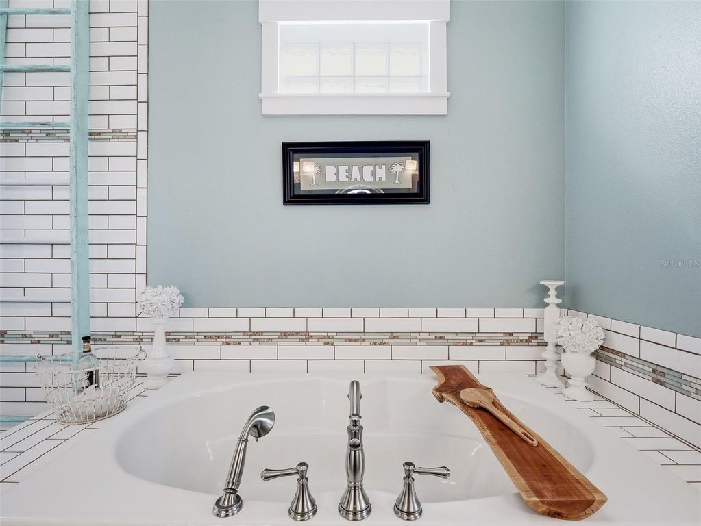 Image 60 of property listing at 119 FAULKNER STREET, New Smyrna Beach, FL 32168
