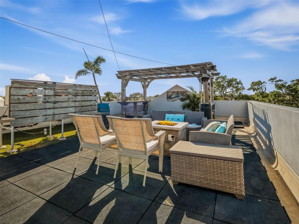 Image 84 of property listing at 119 FAULKNER STREET, New Smyrna Beach, FL 32168