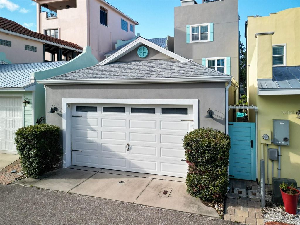 Image 93 of property listing at 119 FAULKNER STREET, New Smyrna Beach, FL 32168
