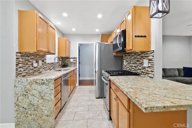 2044 E Benwood, Covina, CA 91724