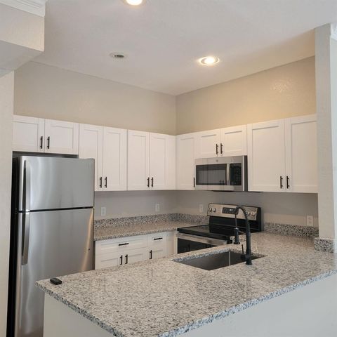 3161 53RD AVENUE N C, St Petersburg, FL 33714