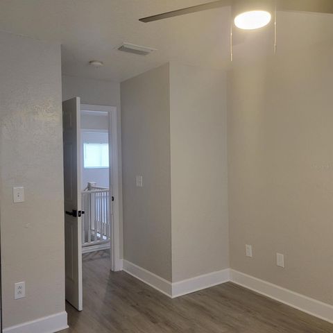 3161 53RD AVENUE N C, St Petersburg, FL 33714