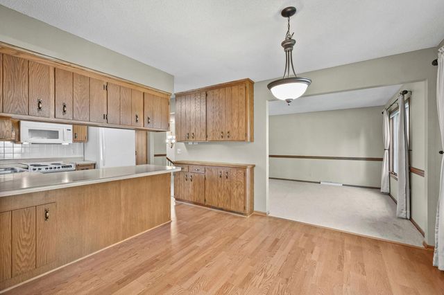 22465 Rush Creek Drive, Rogers, MN 55374