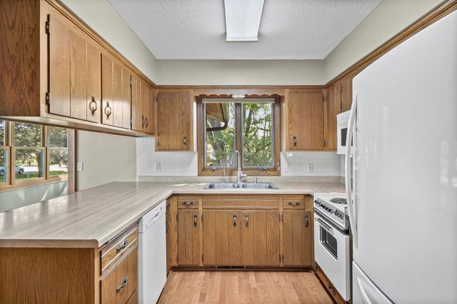 22465 Rush Creek Drive, Rogers, MN 55374