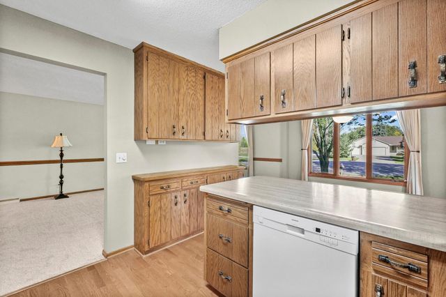 22465 Rush Creek Drive, Rogers, MN 55374
