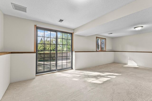 22465 Rush Creek Drive, Rogers, MN 55374