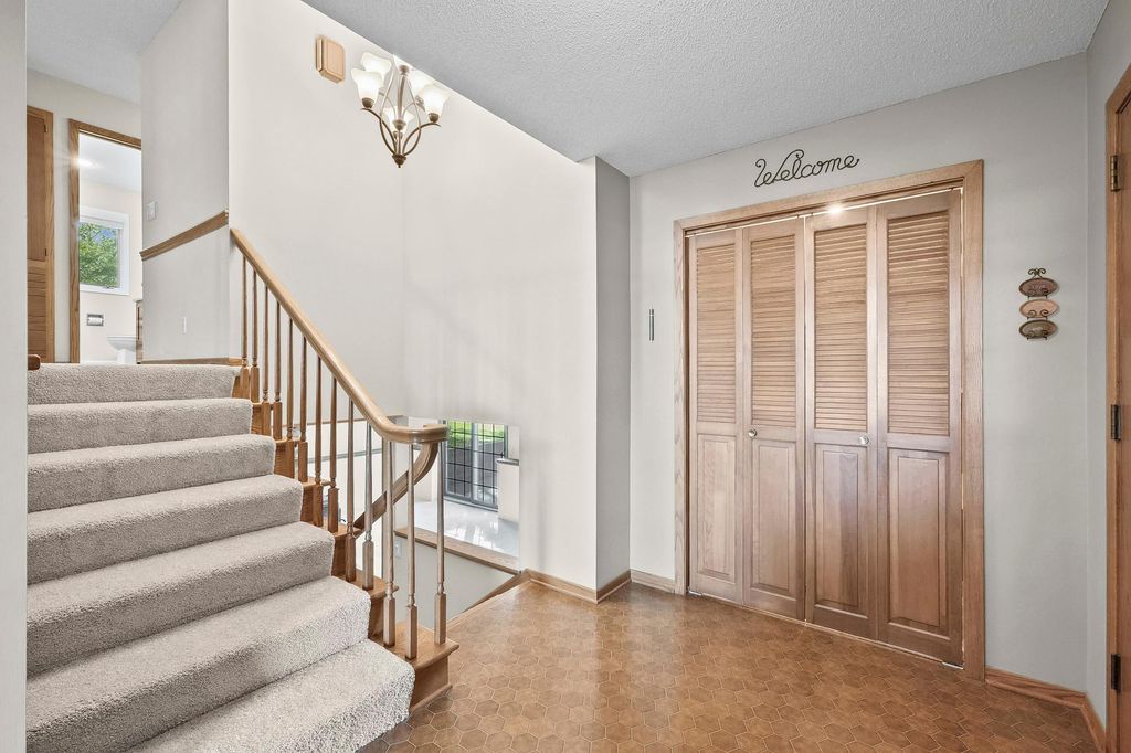 22465 Rush Creek Drive, Rogers, MN 55374 — photo 5