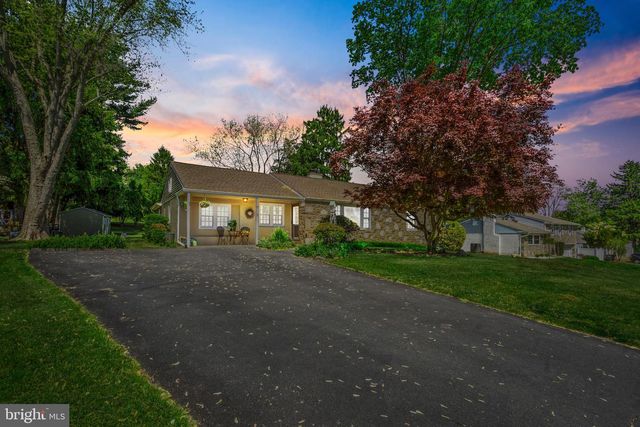 101 N HILLTOP, Southampton, PA 18966