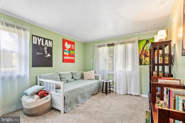 101 N HILLTOP, Southampton, PA 18966