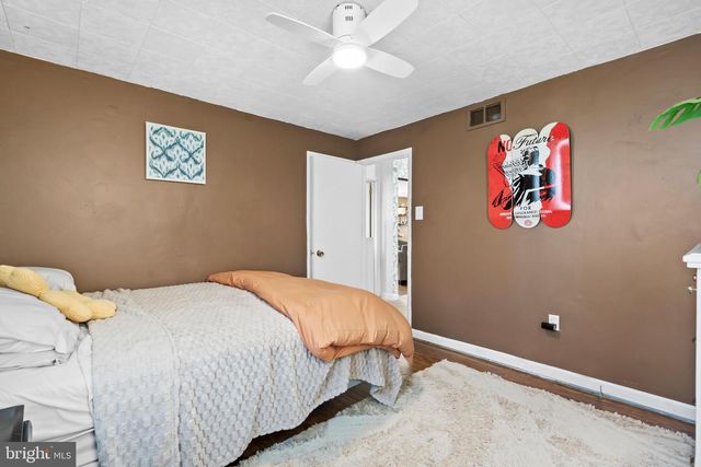 101 N HILLTOP, Southampton, PA 18966