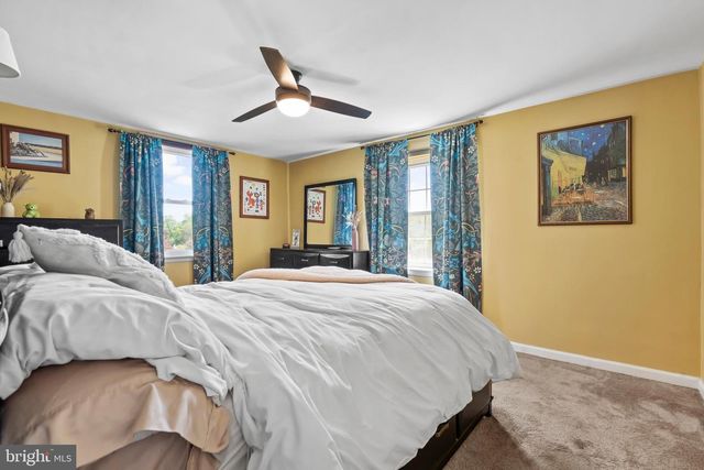 101 N HILLTOP, Southampton, PA 18966