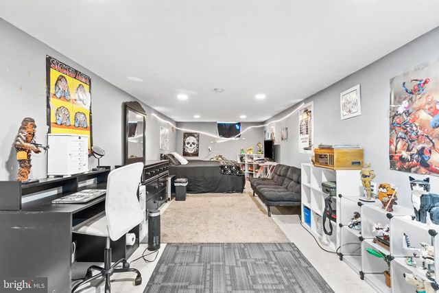 101 N HILLTOP, Southampton, PA 18966