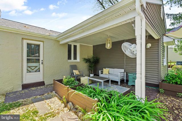 101 N HILLTOP, Southampton, PA 18966