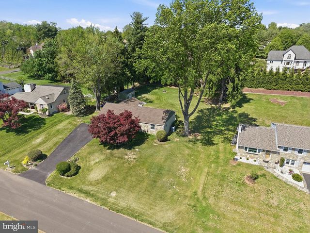 101 N HILLTOP, Southampton, PA 18966