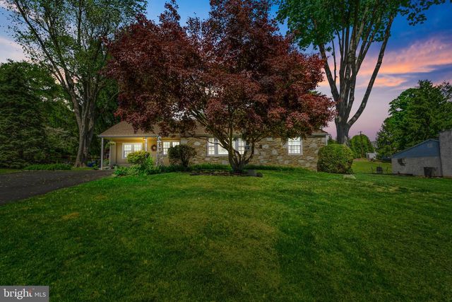 101 N HILLTOP, Southampton, PA 18966
