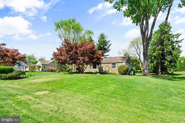 101 N HILLTOP, Southampton, PA 18966
