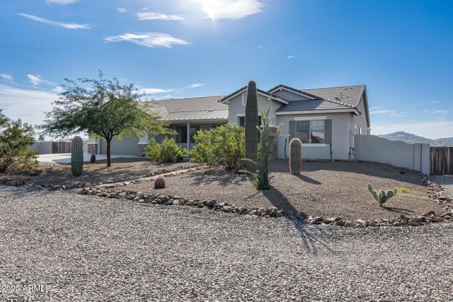 825 E PERDIDO Way, Phoenix, AZ 85086