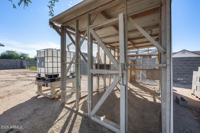 825 E PERDIDO Way, Phoenix, AZ 85086