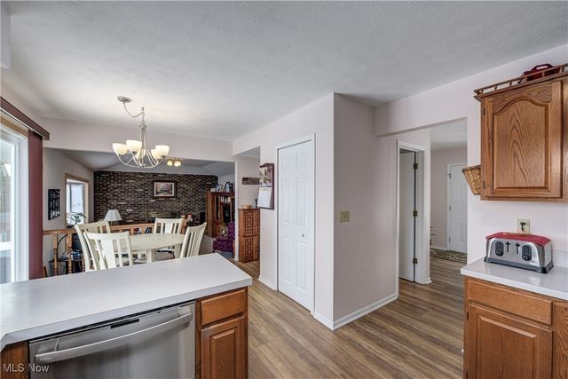 452 Brambleside Drive, Brunswick, OH 44212