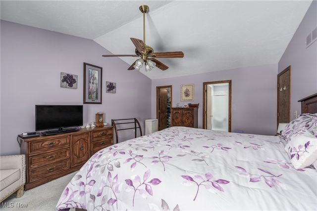 452 Brambleside Drive, Brunswick, OH 44212