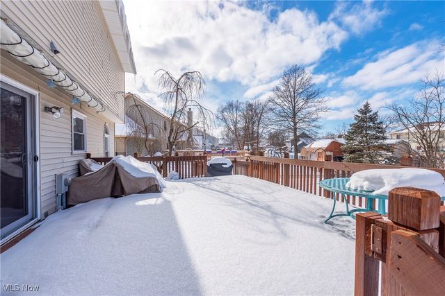 452 Brambleside Drive, Brunswick, OH 44212