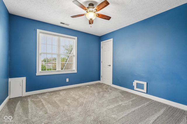 3274 Paddock Road, Lebanon, IN 46052