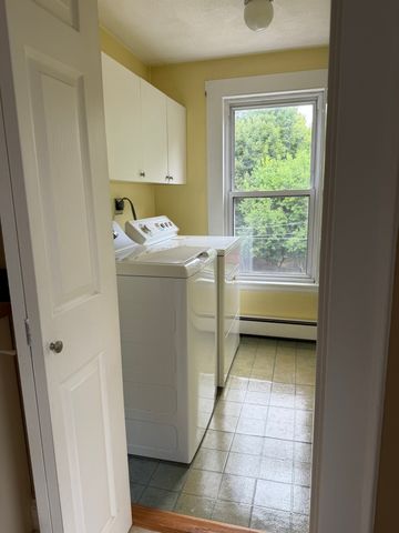 55 W Central St 2, Natick, MA 01760