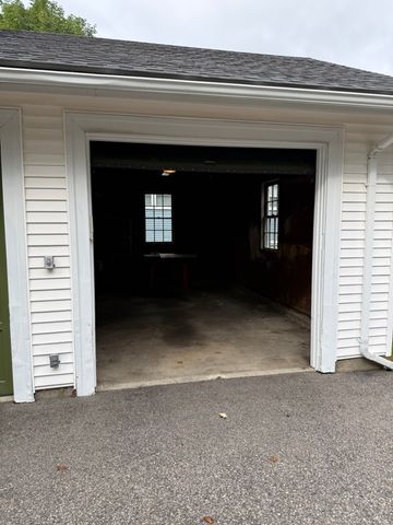 55 W Central St 2, Natick, MA 01760