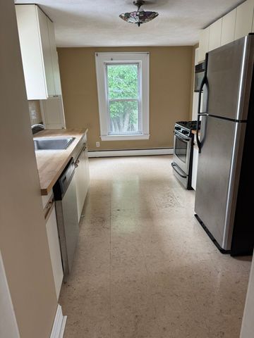 55 W Central St 2, Natick, MA 01760
