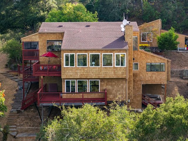 9040 El Matador Drive, Gilroy, CA 95020