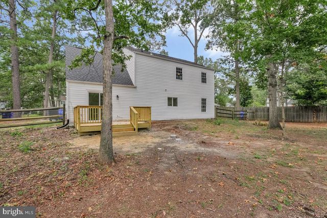 1404 BOSWELL CT, Waldorf, MD 20602