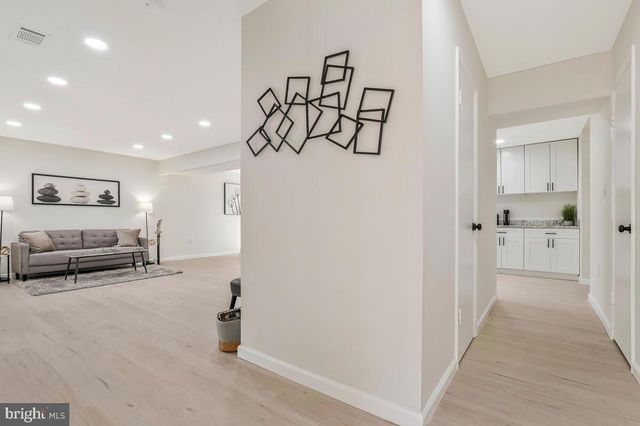 1404 BOSWELL CT, Waldorf, MD 20602