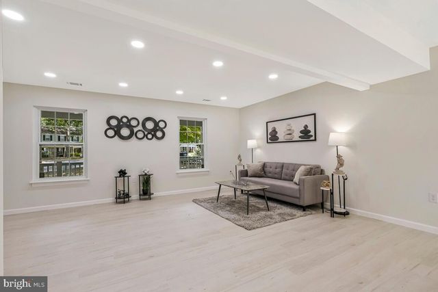 1404 BOSWELL CT, Waldorf, MD 20602