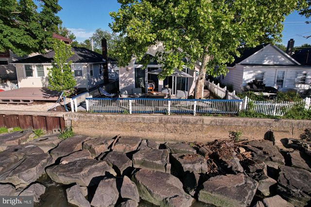 99 N RIVER DR, Pennsville, NJ 08070