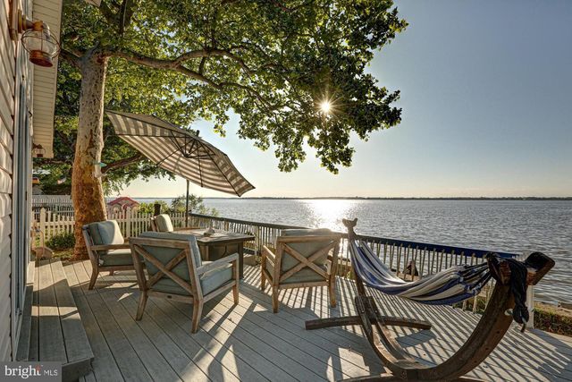 99 N RIVER DR, Pennsville, NJ 08070