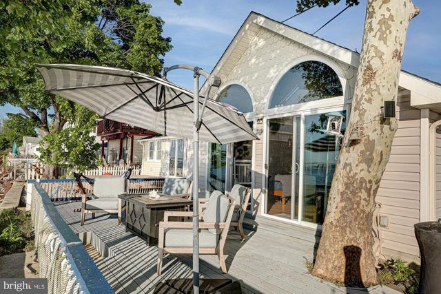 99 N RIVER DR, Pennsville, NJ 08070