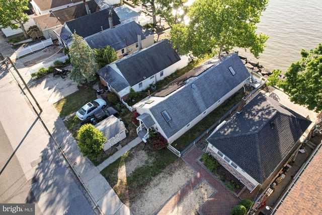 99 N RIVER DR, Pennsville, NJ 08070