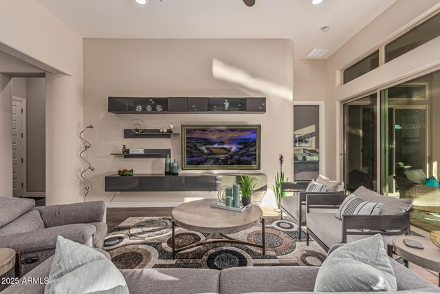 34658 N 73RD Street, Scottsdale, AZ 85266