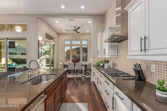 34658 N 73RD Street, Scottsdale, AZ 85266