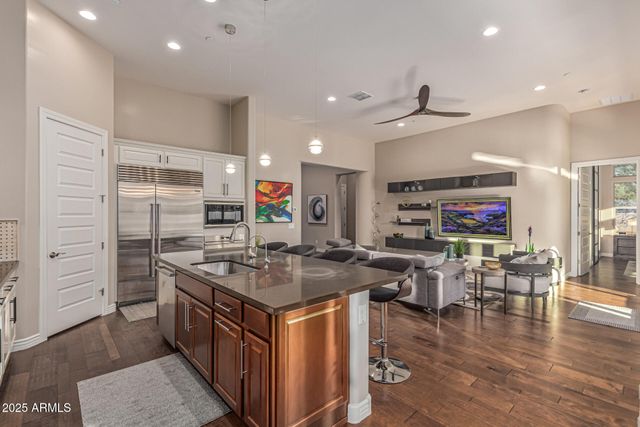 34658 N 73RD Street, Scottsdale, AZ 85266