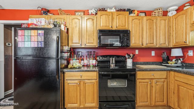 11086 NW Faircloth Road, Bristol, FL 32321