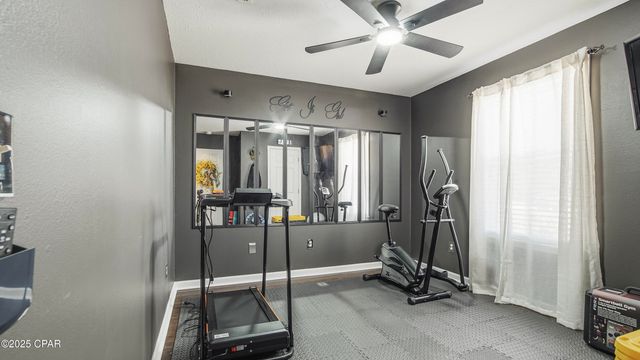 11086 NW Faircloth Road, Bristol, FL 32321