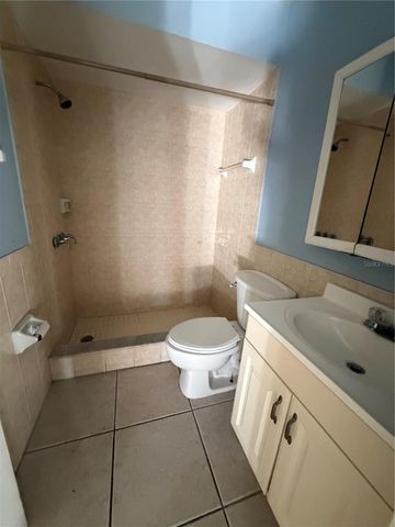 1 LAKE VILLA WAY, Kissimmee, FL 34743